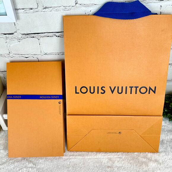 Louis Vuitton Gift Card Box, shopping bag, note card envelope and ribbon set - Picture 6 of 9